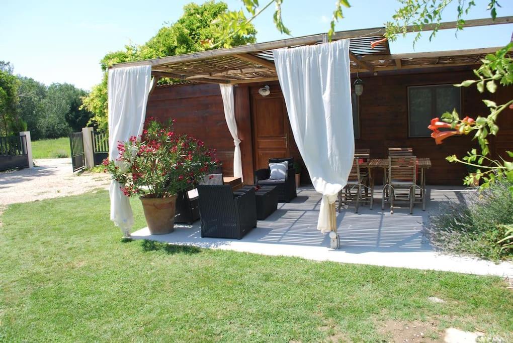Le Cabanon Tendance Du Luberon Mérindol Exteriér fotografie